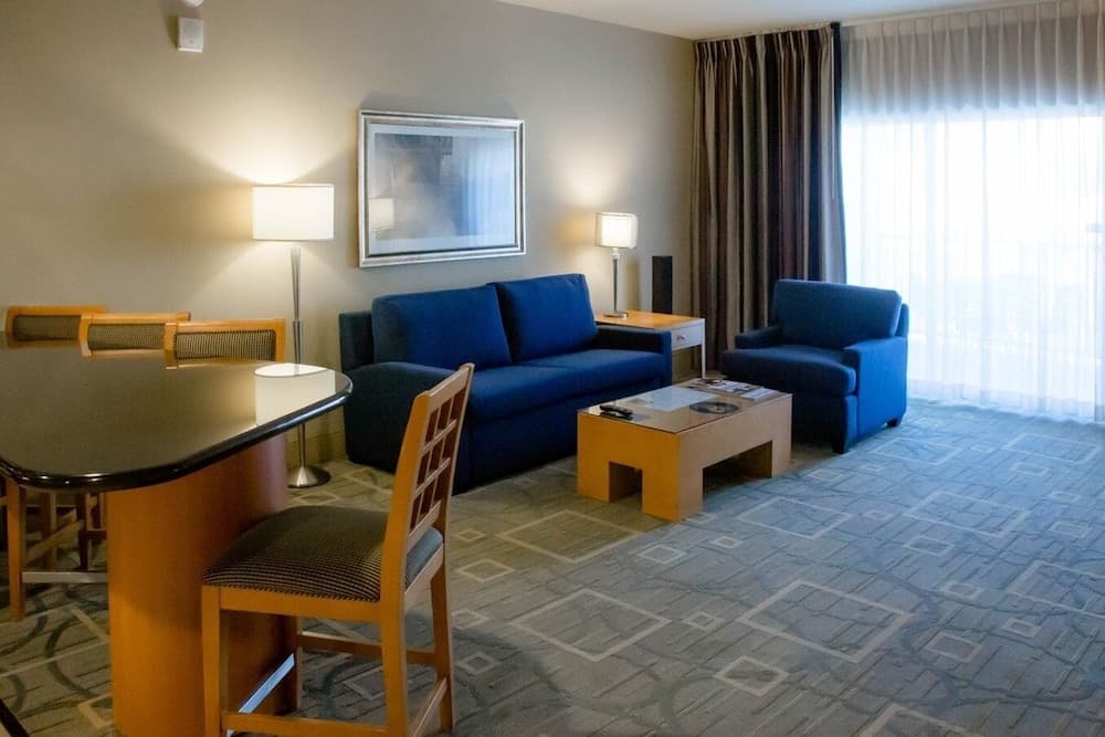 The Platinum Hotel — 6
