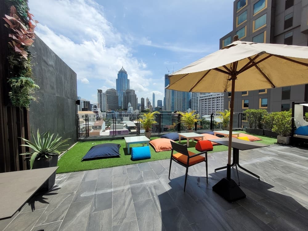 Citrus Suites Sukhumvit 6 by Compass Hospitality — 2