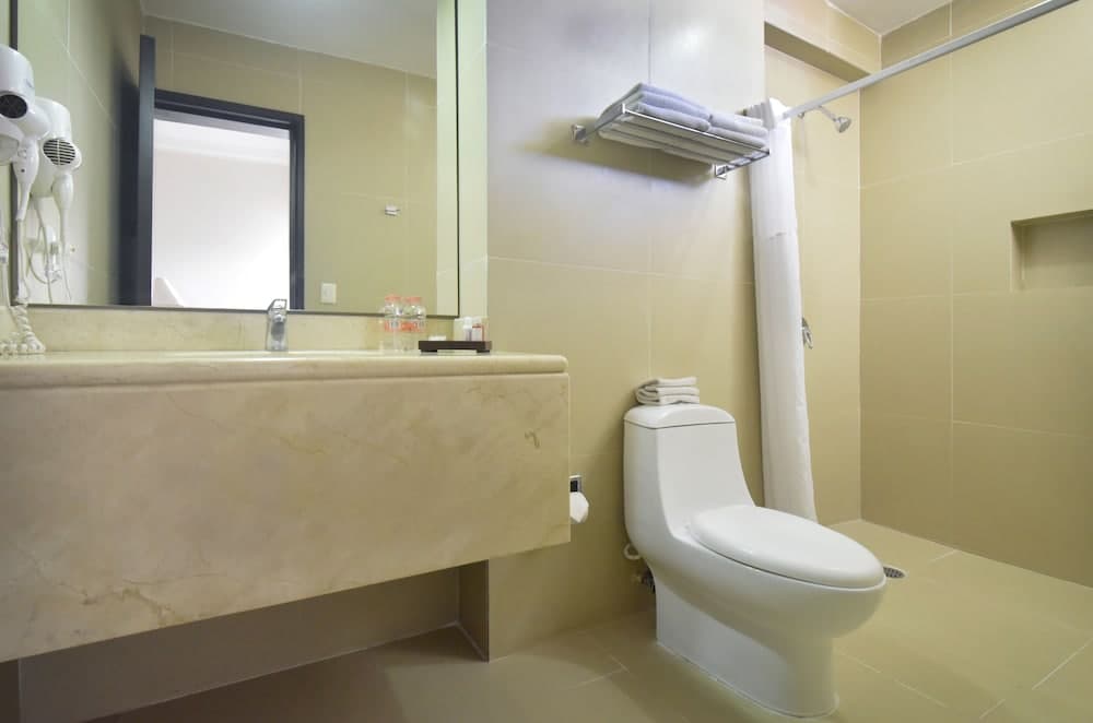 Hotel Bonampak — 10