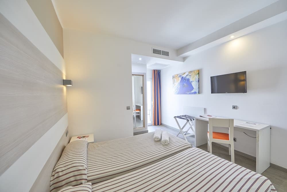 AHOI! Urban Beach Hotel — 5