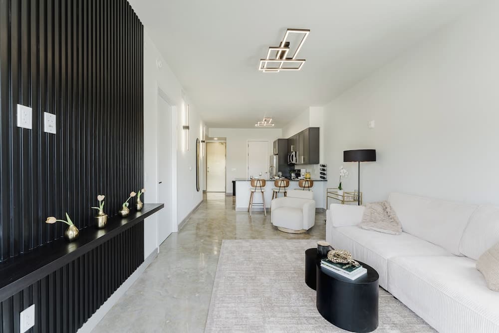 Griffin's Apartment — 17