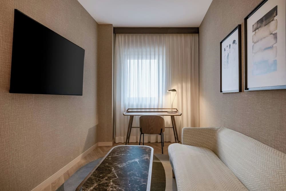 AC Hotel Milano por Marriott — 10