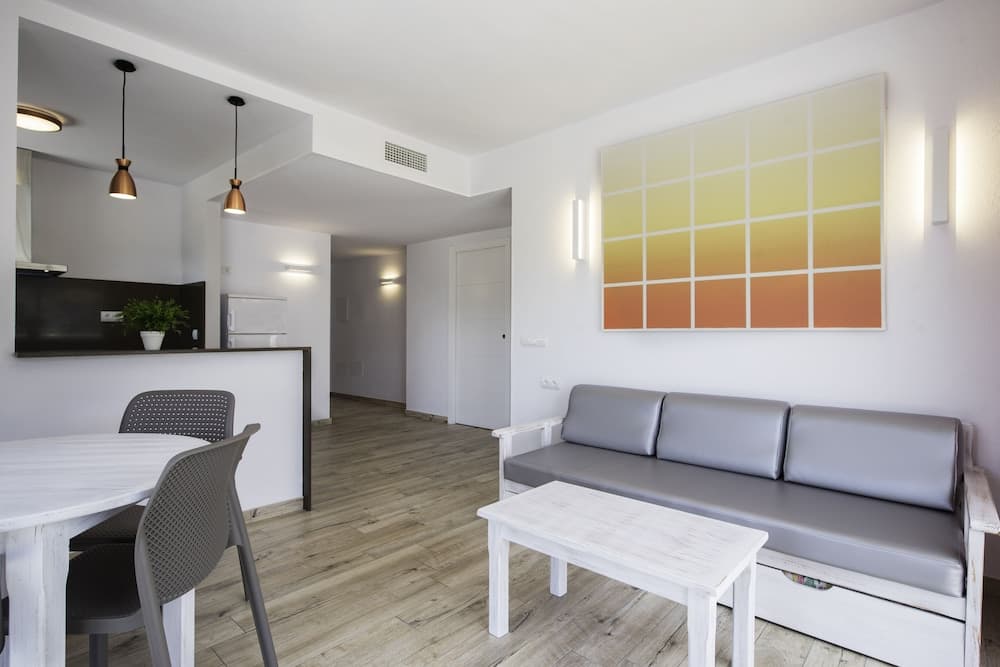 Apartamentos Typic Oasis Sa Tanca — 15