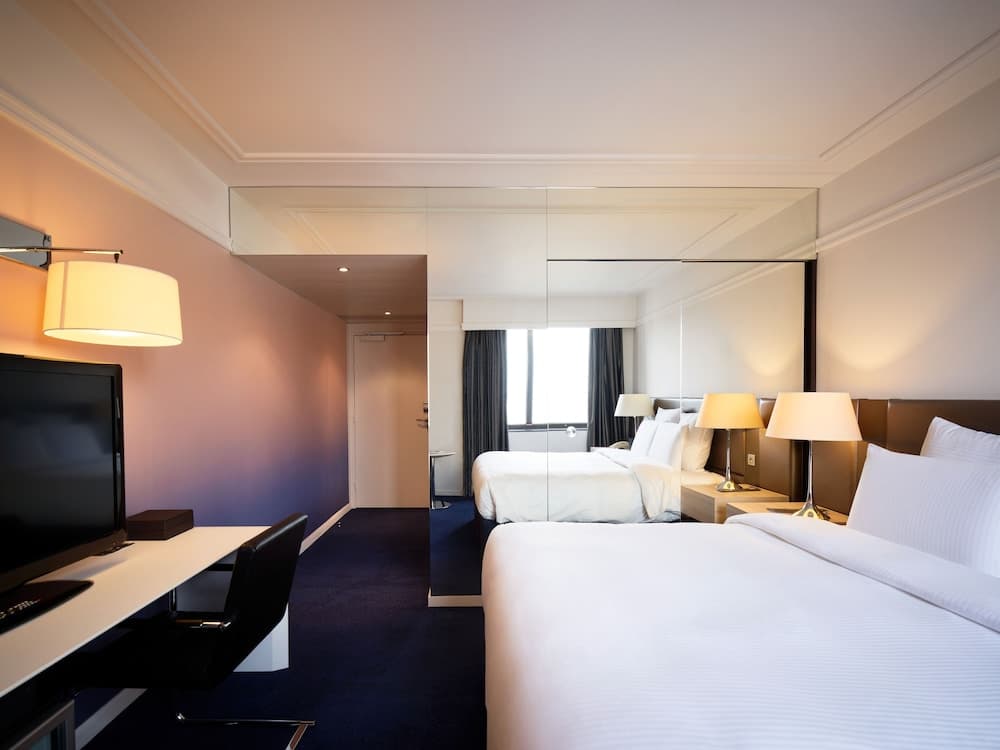Pullman Paris Montparnasse Hotel — 11