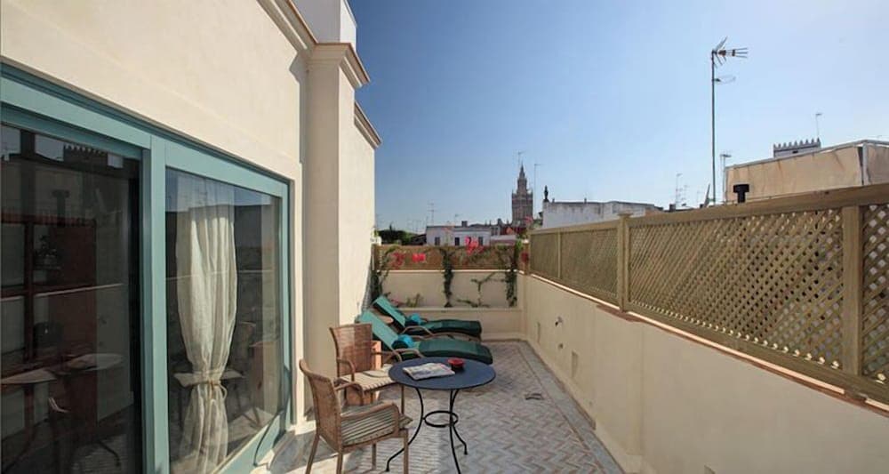 Boutique-Hotel Corral del Rey by ALUZ Collection — 28