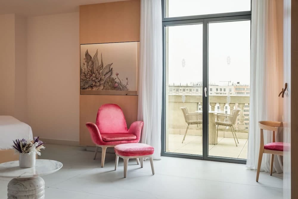 Bless Hotel Barcelona — 10