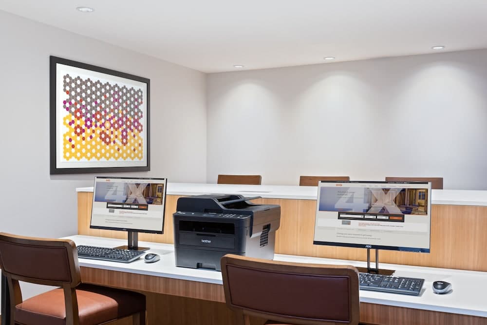Holiday Inn Express Ft. Lauderdale Cruise-Airport by IHG — 22
