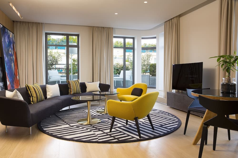 Le Cinq Codet — 27