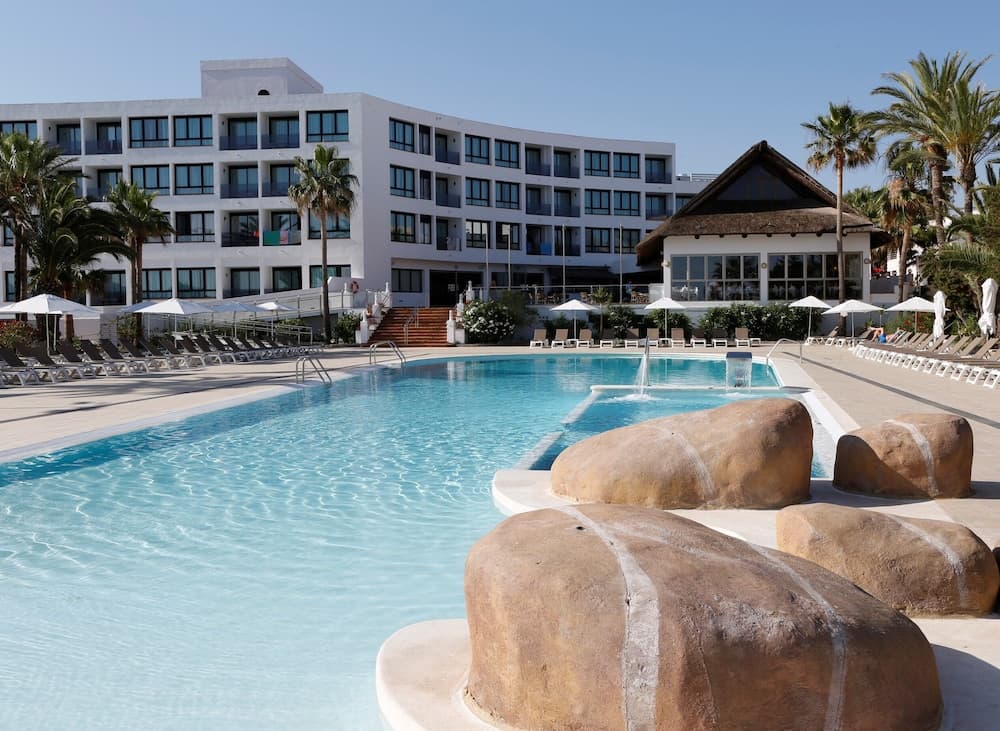Marvell Club Aparthotel — 1