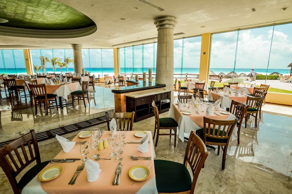 Park Royal Beach Cancun - All Inclusive — 20