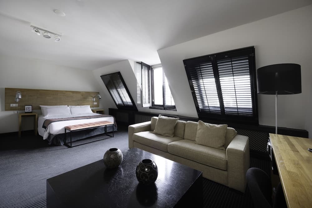 Catalonia Vondel Amsterdam — 10
