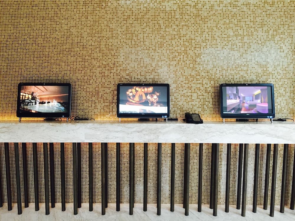 Hotel LiT BANGKOK — 5