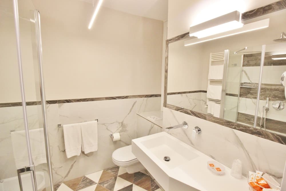Hotel Abruzzi — 18