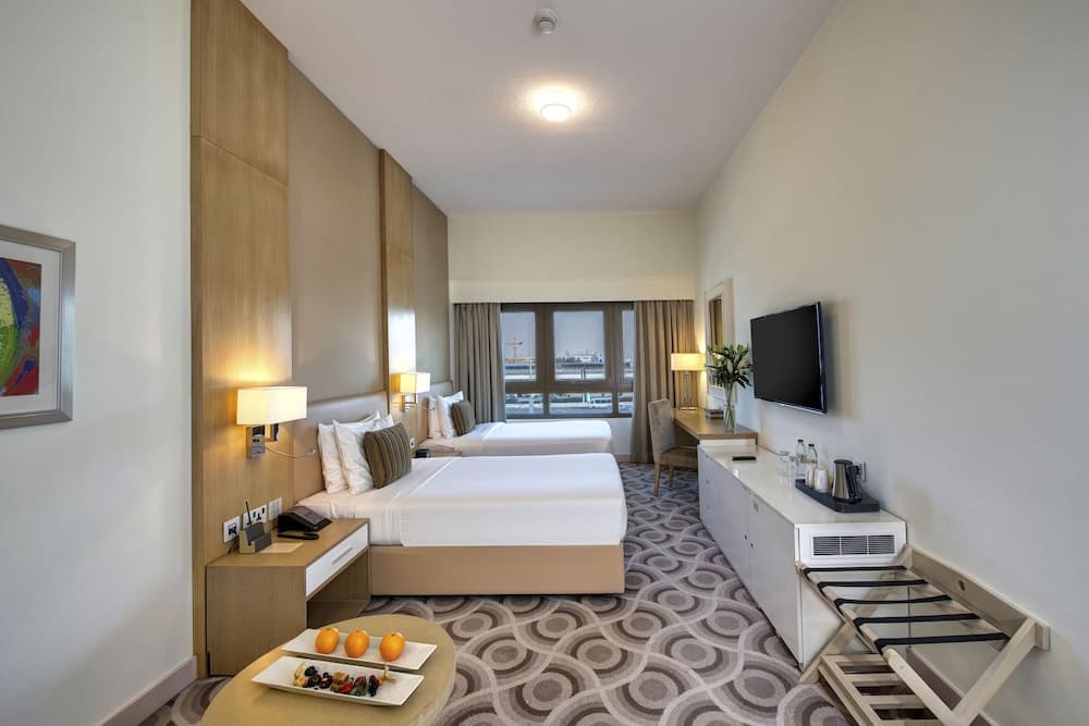 Metropolitan Hotel Dubai — 11