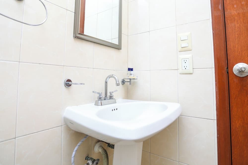 Terracaribe Hotel - In Cancun (Downtown Cancun) — 24
