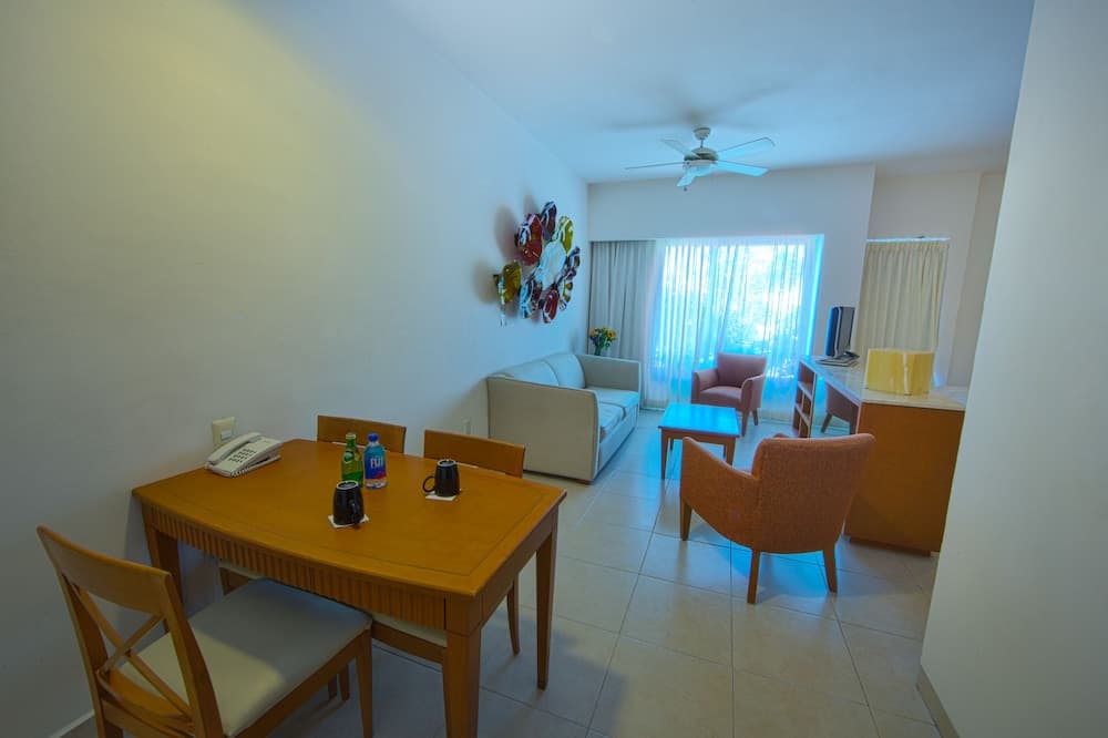 Ambiance Suites Cancun — 8