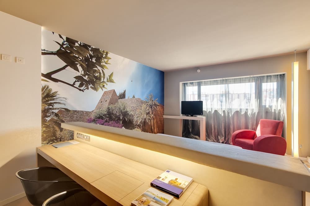 Hotel Barceló Málaga — 16