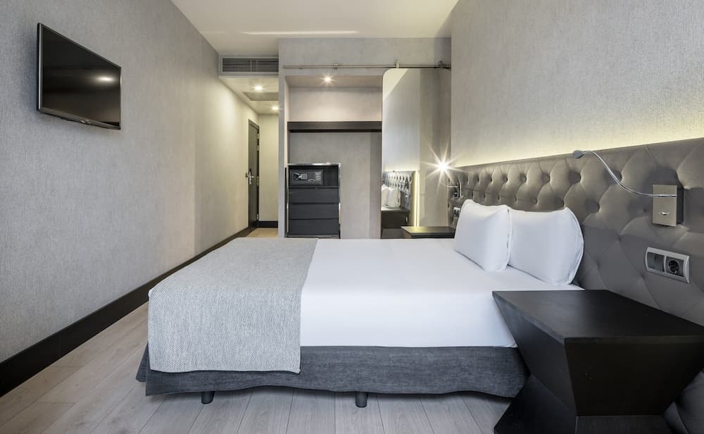 Hotel ILUNION Bel Art — 26