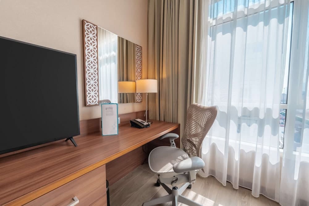 Hilton Garden Inn Dubai Al Mina — 23