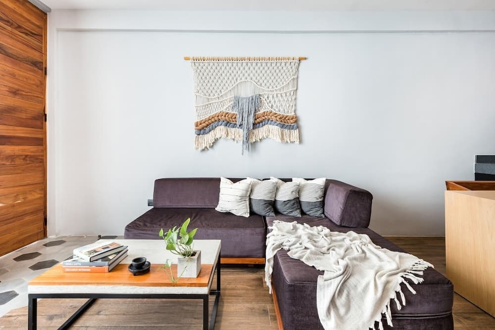 Leaf Boutique Condos — 11