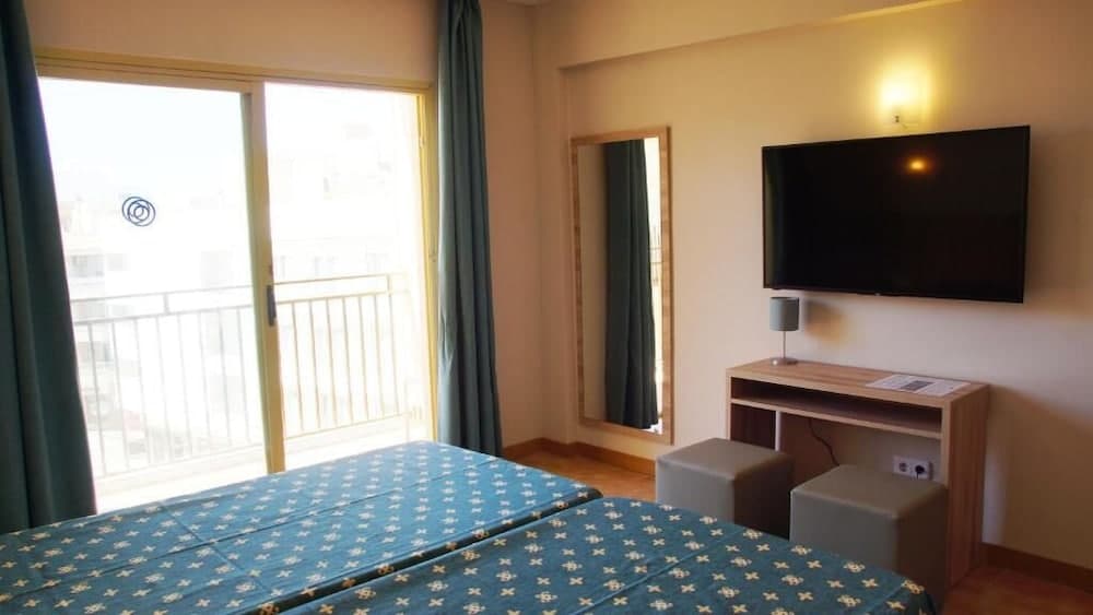 Hotel Iris — 10