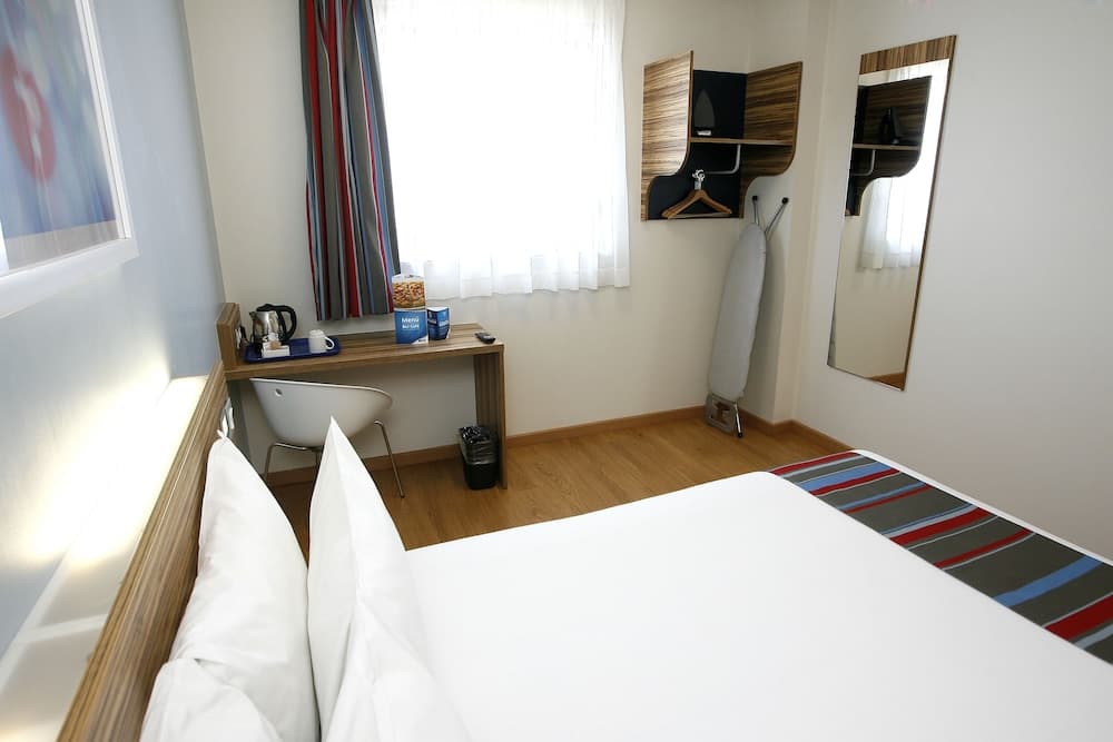 Travelodge Barcelona Poblenou — 29
