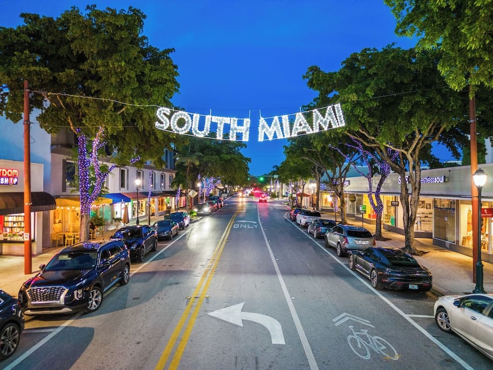 The Sunset Inn-South Miami — 15
