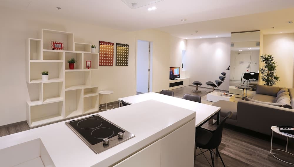 Ramada Hotel and Suites by Wyndham Dubai JBR — 25