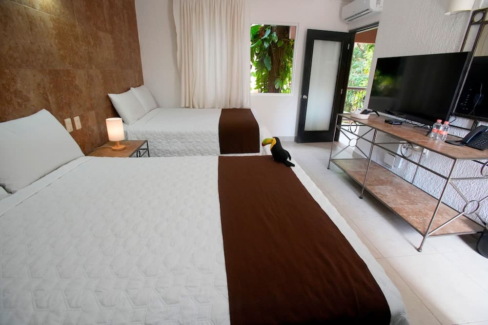 Hotel Tukan Playa del Carmen — 8