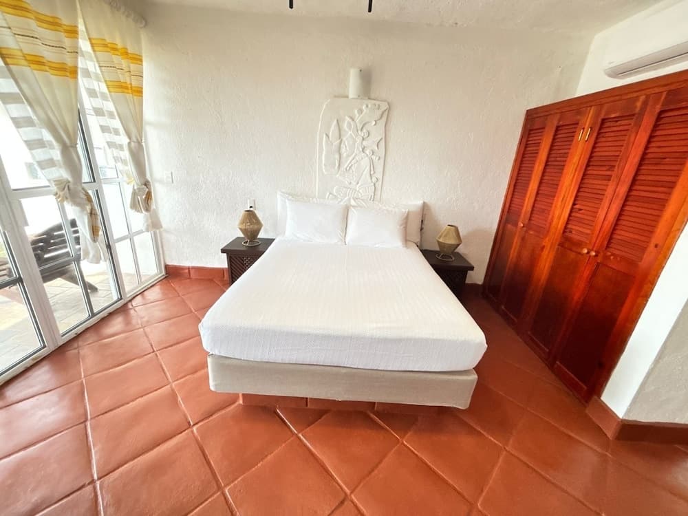 Casa Cenote Hotel — 3