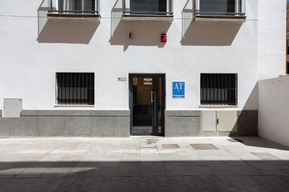 Limehome Málaga Calle Ancha del Carmen — 5