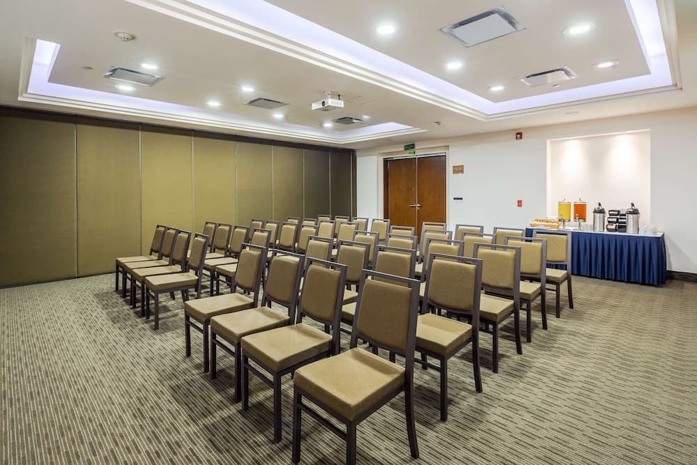 Wyndham Garden Playa del Carmen — 29