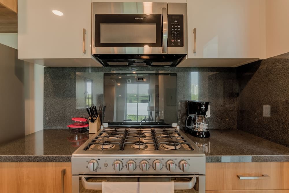 EHDEN Vacation Suites Puerto Cancún — 23