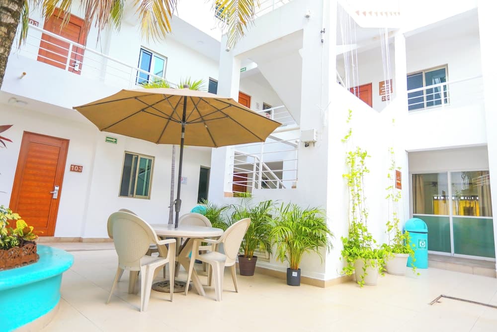 Terracaribe Hotel - In Cancun (Downtown Cancun) — 8