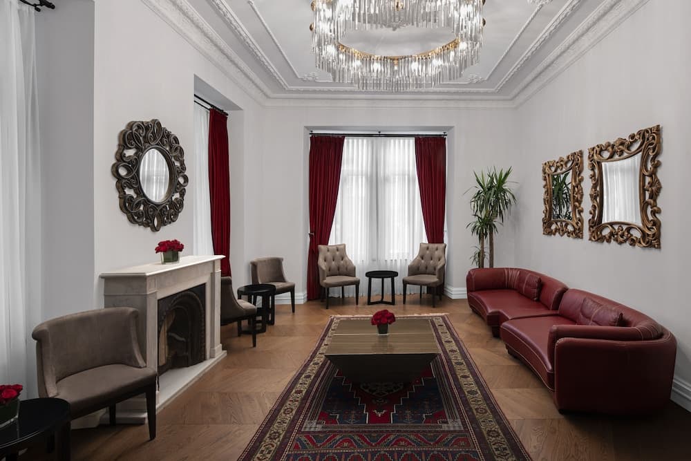 AKKA Lush Hotel Taksim — 26
