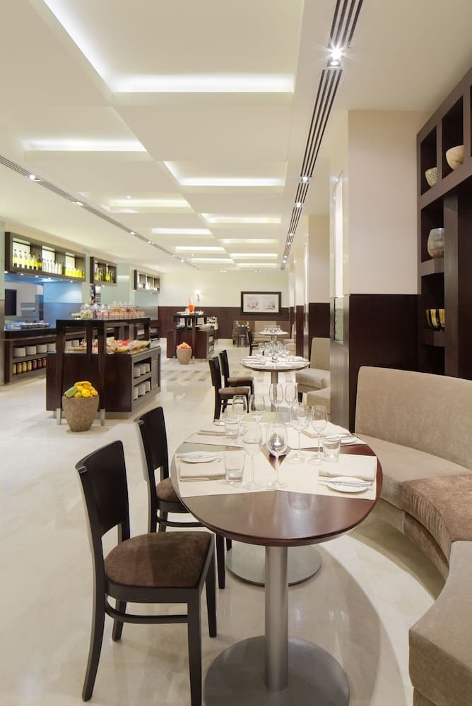 Hyatt Regency Galleria Residence Dubai — 30