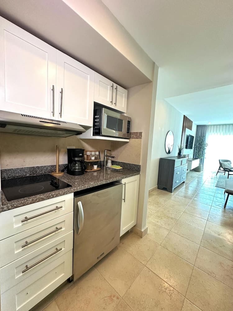 Modern Studio With Ocean View in Punta Palmera — 30