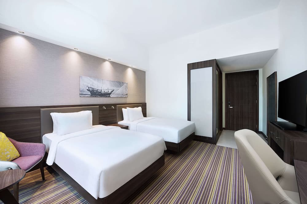 Hampton by Hilton Dubai Flughafen — 9