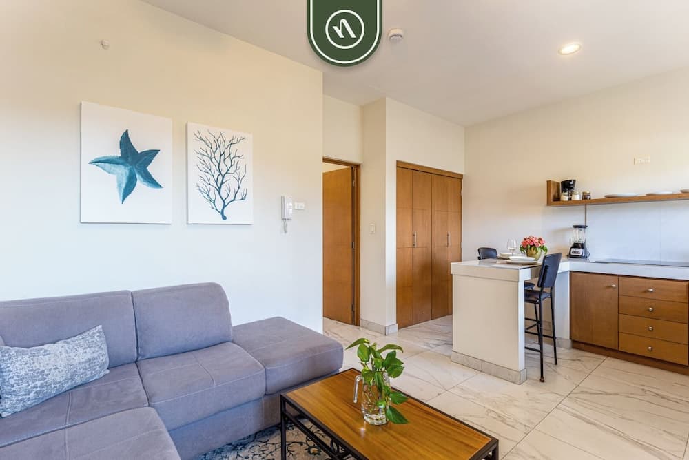 Maia Cabo von Naya Homes — 22