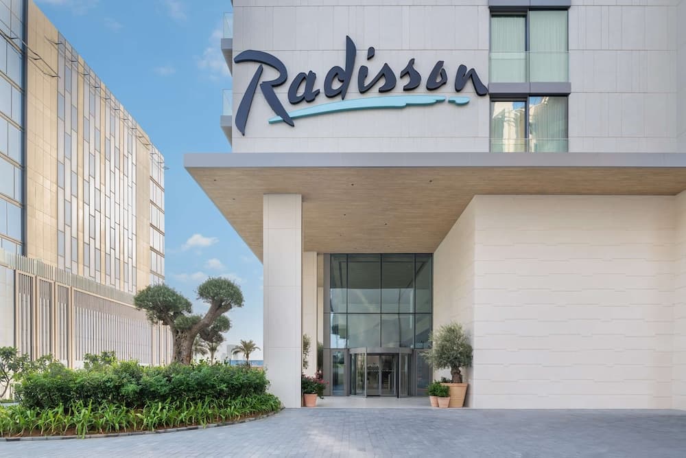 Radisson Beach Resort Palm Jumeirah — 1