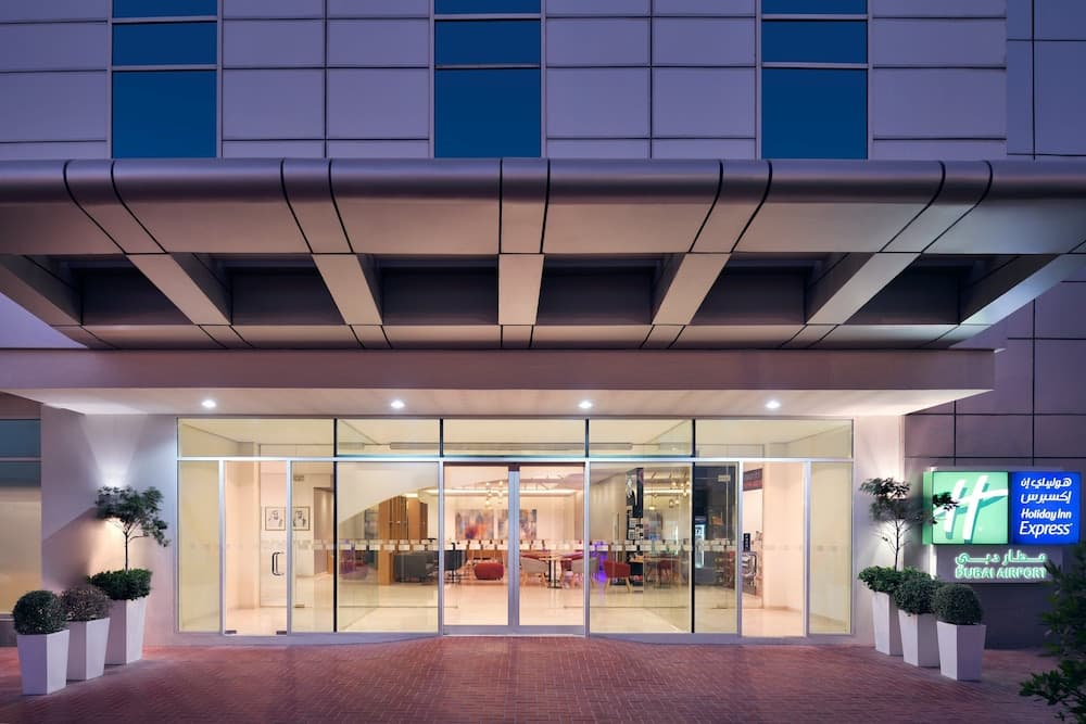 Holiday Inn Express Dubai Airport, un hotel IHG — 8