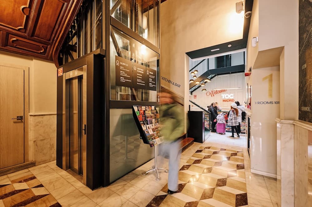 TOC Hostel and Suites Madrid — 25