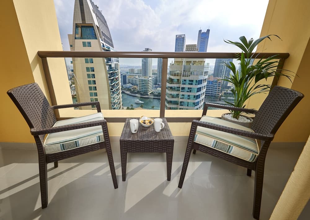 Ramada Hotel and Suites by Wyndham Dubai JBR — 2