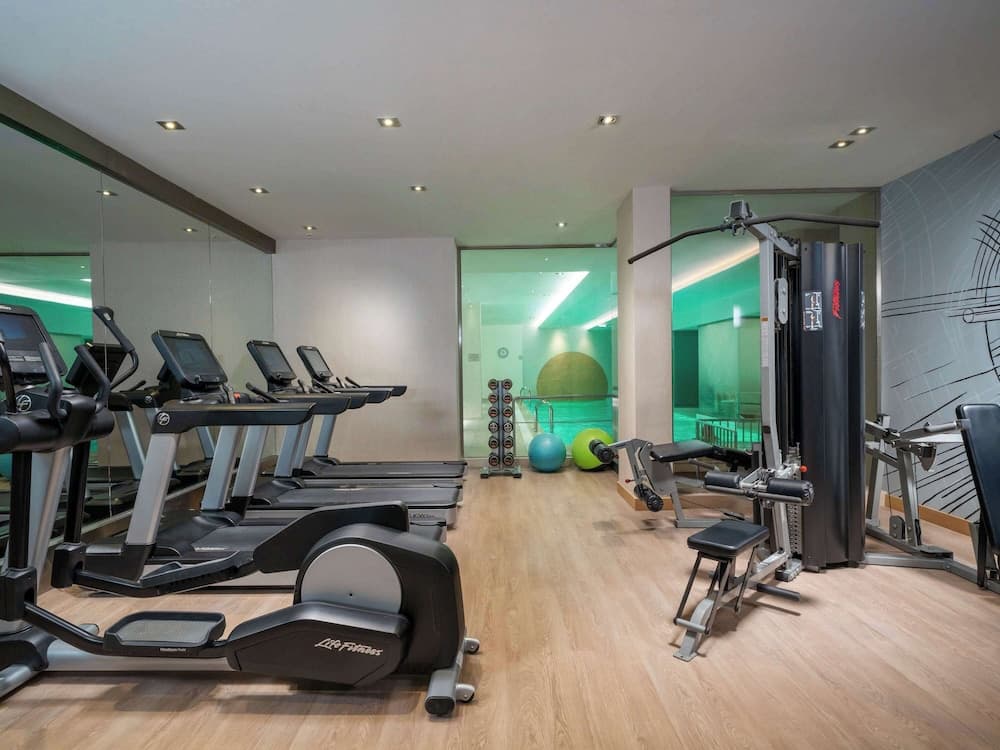 Novotel Istanbul Bosphorus — 8