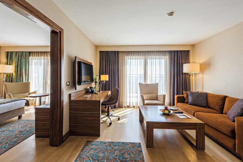 Holiday Inn Estambul Sisli by IHG — 19