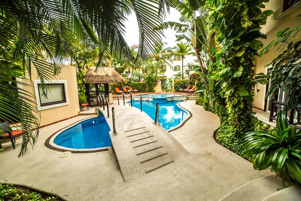 Riviera del Sol — 9