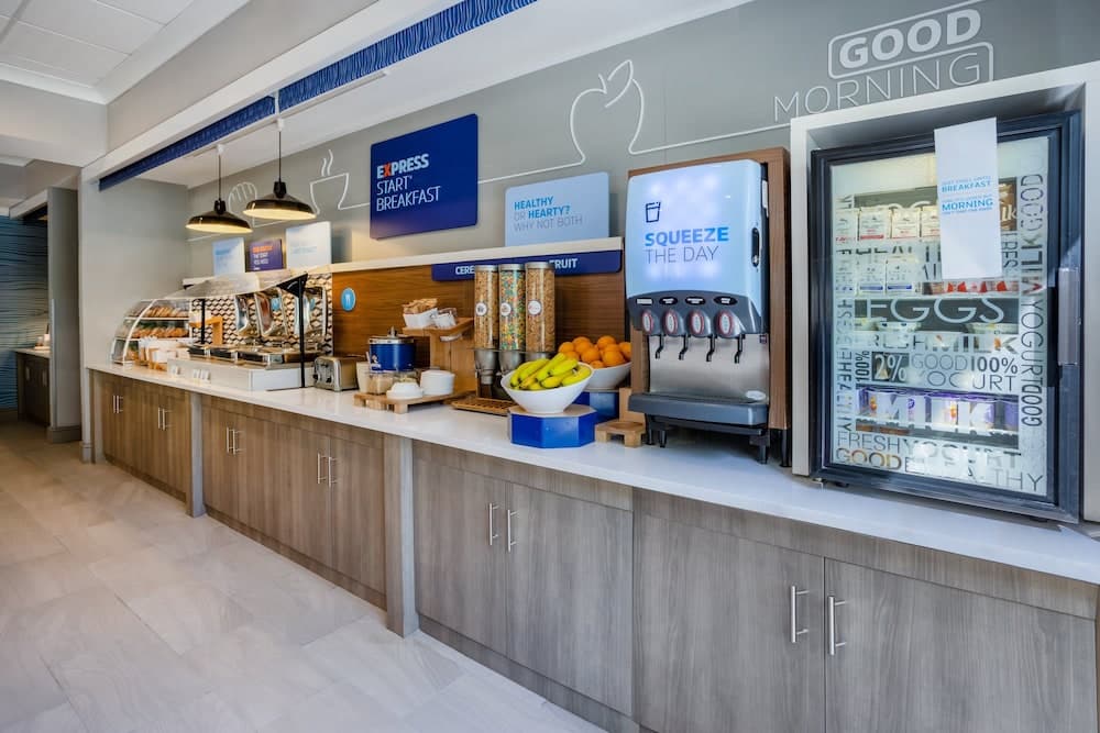 Holiday Inn Express Hotel & Suites New Tampa I-75, un hotel IHG — 28