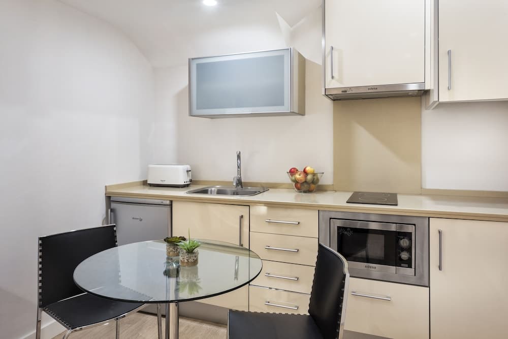 Apartamentos Metrópolis Sevilla — 9