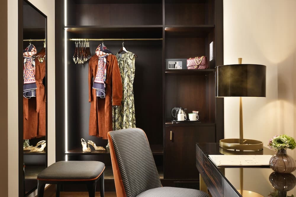 Hotel L'Orologio Roma — 28