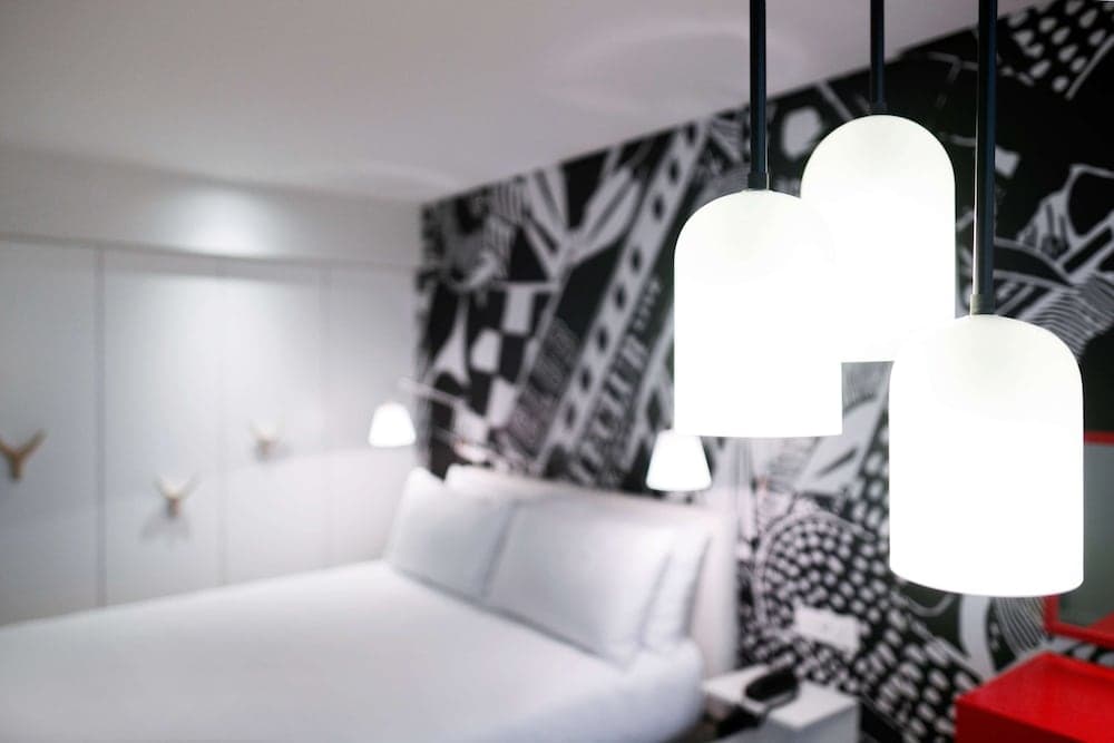 Radisson RED V&A Waterfront, Cape Town hotel, Silo 6, South Arm Road, V&A Waterfront, Cape Town, Western Cape, 8001, South Africa — photo 11